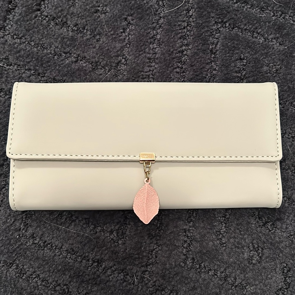 NEW light grey wallet